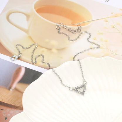 UNI-10638 - Silver Heart - Necklace