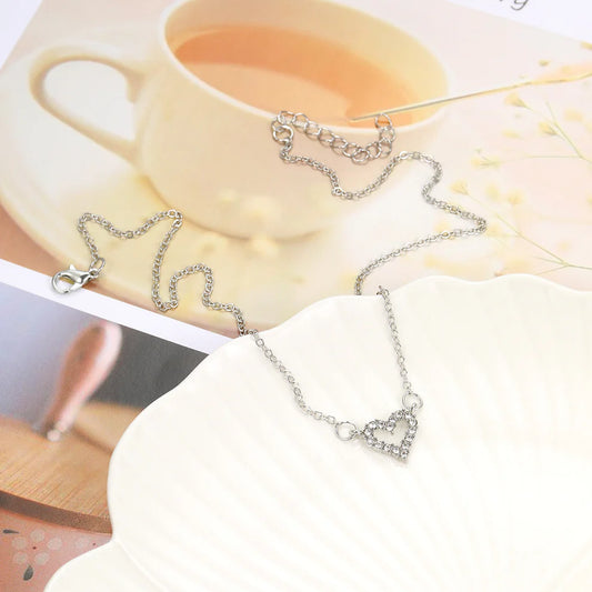 UNI-10638 - Silver Diamond Heart - Necklace